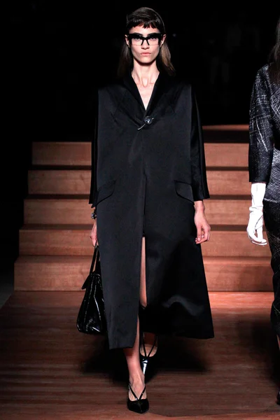 Look 28
